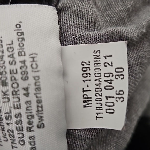 Guess Jean's 36x30 - Picture 6 of 6